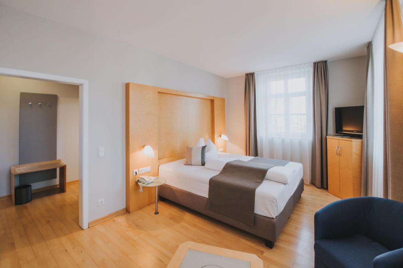 Hotel Landgasthof Zur Post Mengkofen